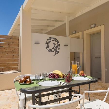 Senses Suites Dassia  Luaran gambar