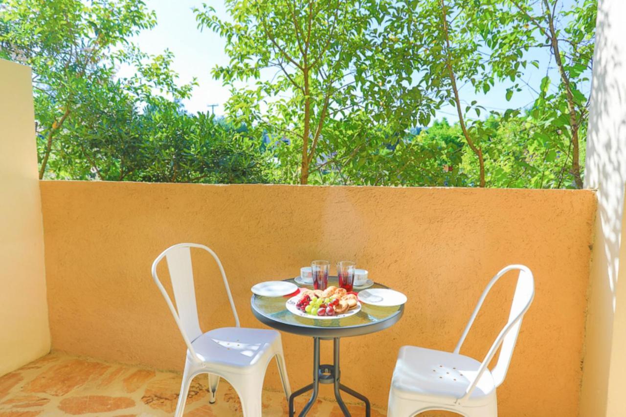 Senses Suites Dassia  Luaran gambar
